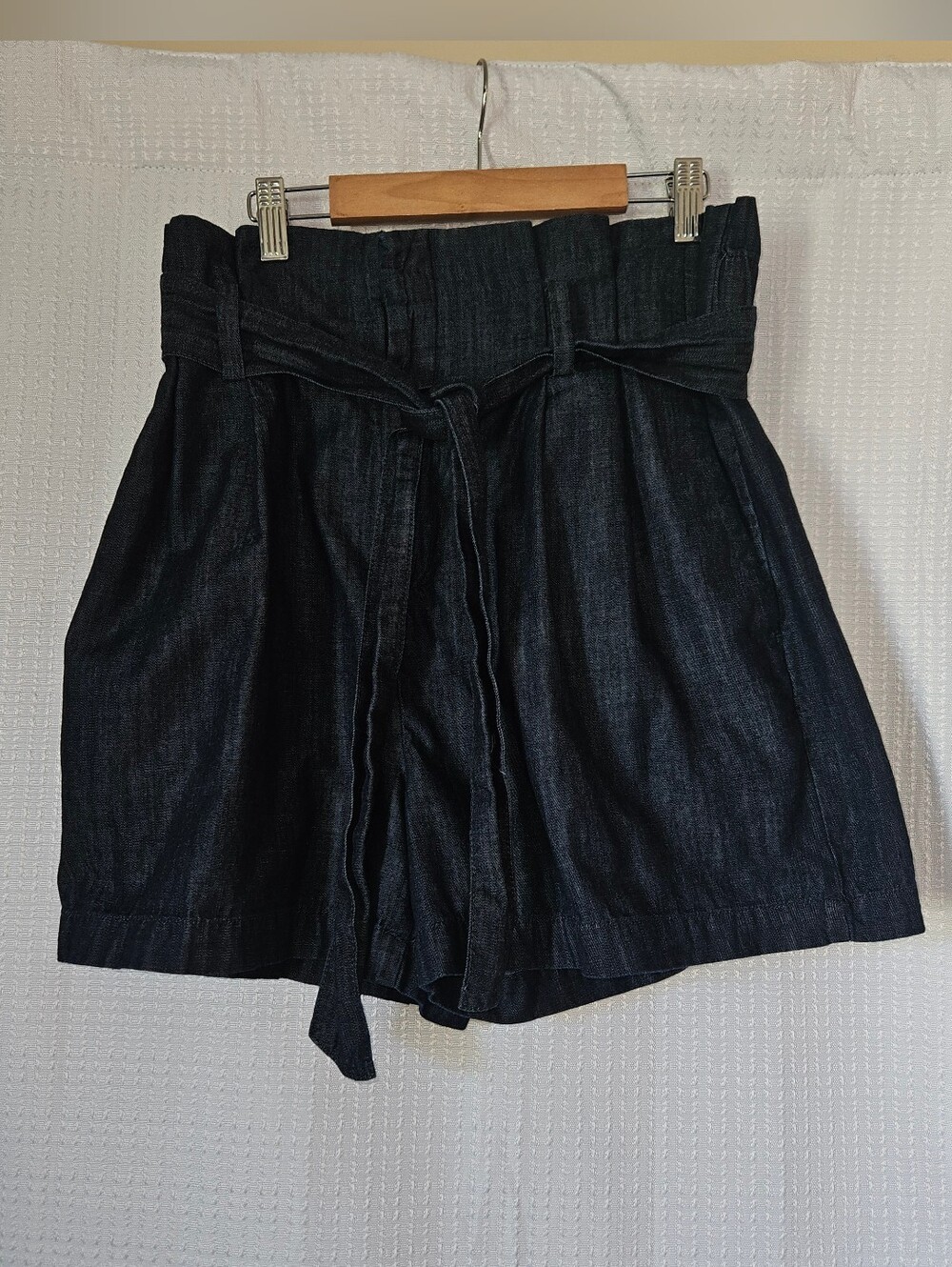 a.n.a. Blue Tie-Front Chambray Shorts Paper Bag